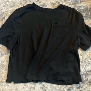 Black Cropped Tshirt